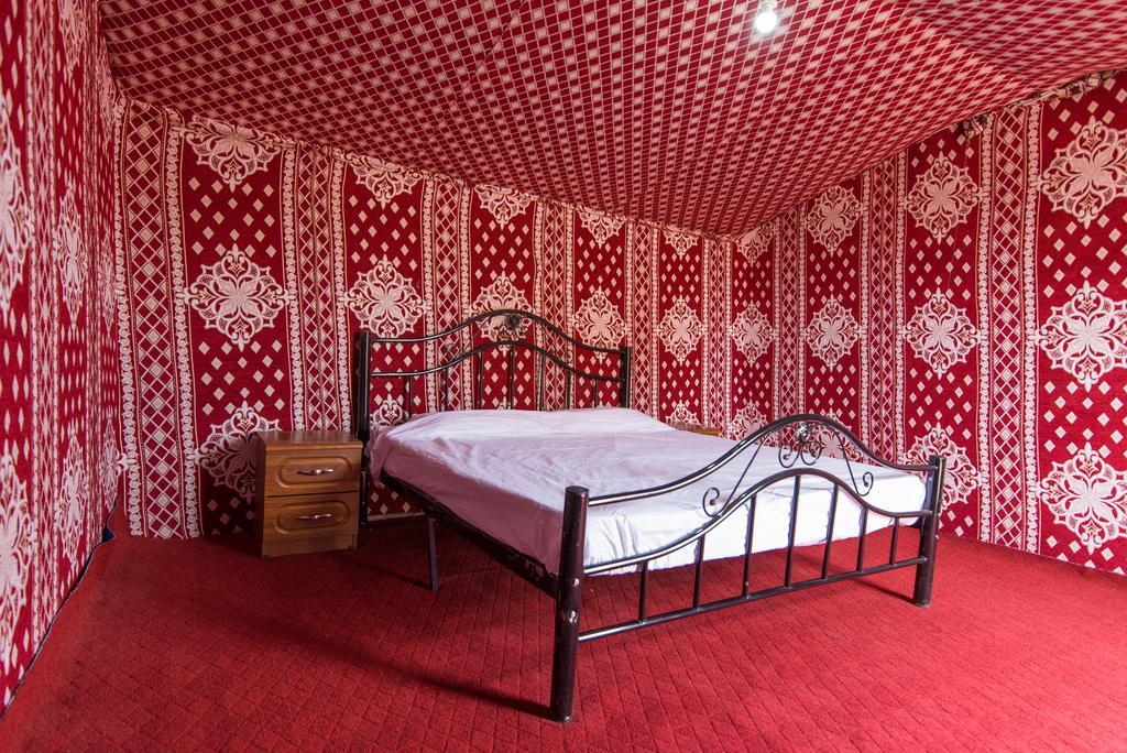 Obeid'S Bedouin Life Camp Hotel Wadi Rum Exterior foto